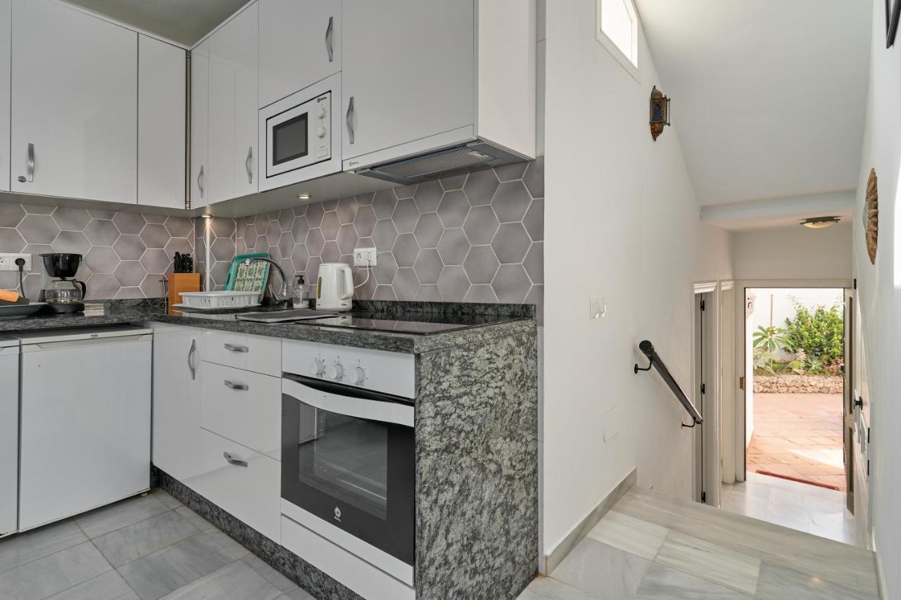 One Bedroom Penthouse ネルハ エクステリア 写真