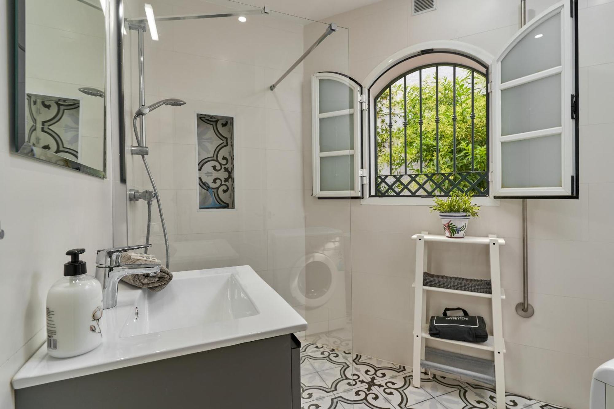 One Bedroom Penthouse ネルハ エクステリア 写真